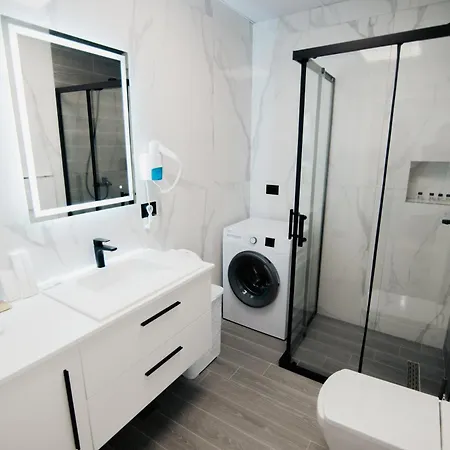 Froa Luxury Appartement Debar